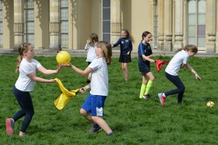 FIFA Women's World Cup: Trophy Tour | © Tony Mould