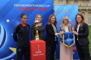 Councillor Dee Simson. Mayor of Brighton & Hove and the FIFA representatives | ©Tony Mould