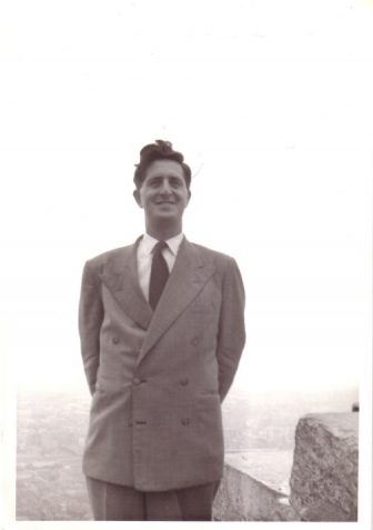 Photo of Gordon Harris dressed in a suit