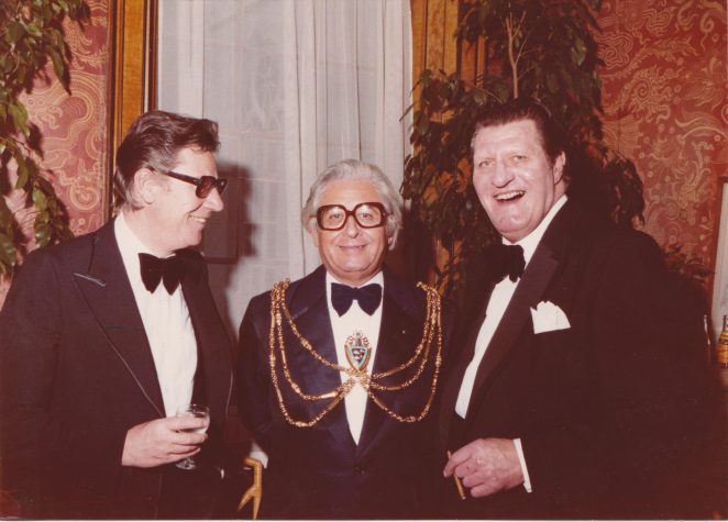 Tommy Cooper and Max Bygraves flanking Al at Mayor making | Feld family collection