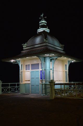 Madeira Lift at night | Photo by Tony Mould