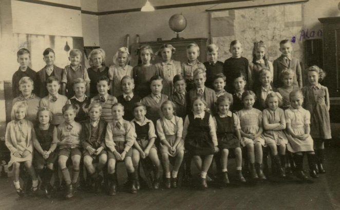 Class c1940s Finsbury Road School | From the private collection of Marion Goodwin