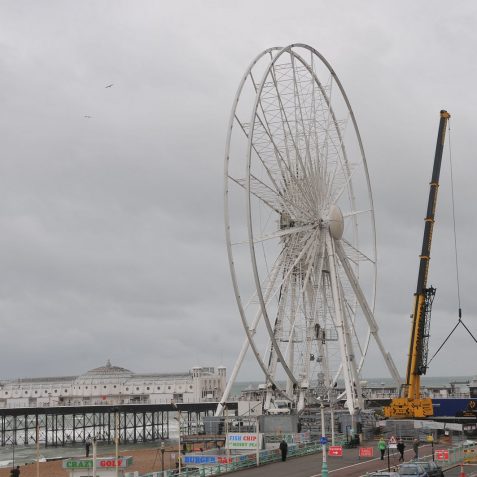 Construction of The Brighton Wheel- click on image for large version | Photo by Tony Mould
