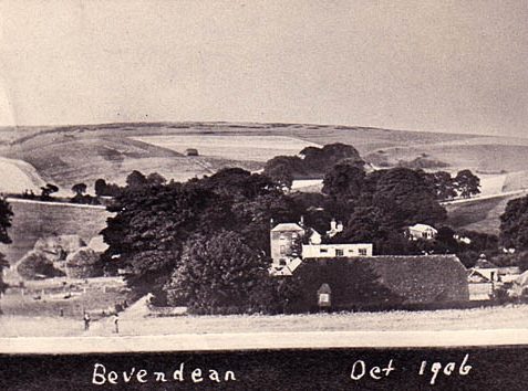 Photograph of Bevendean Farm, October 1906 | Image reproduced with permission from Brighton History Centre