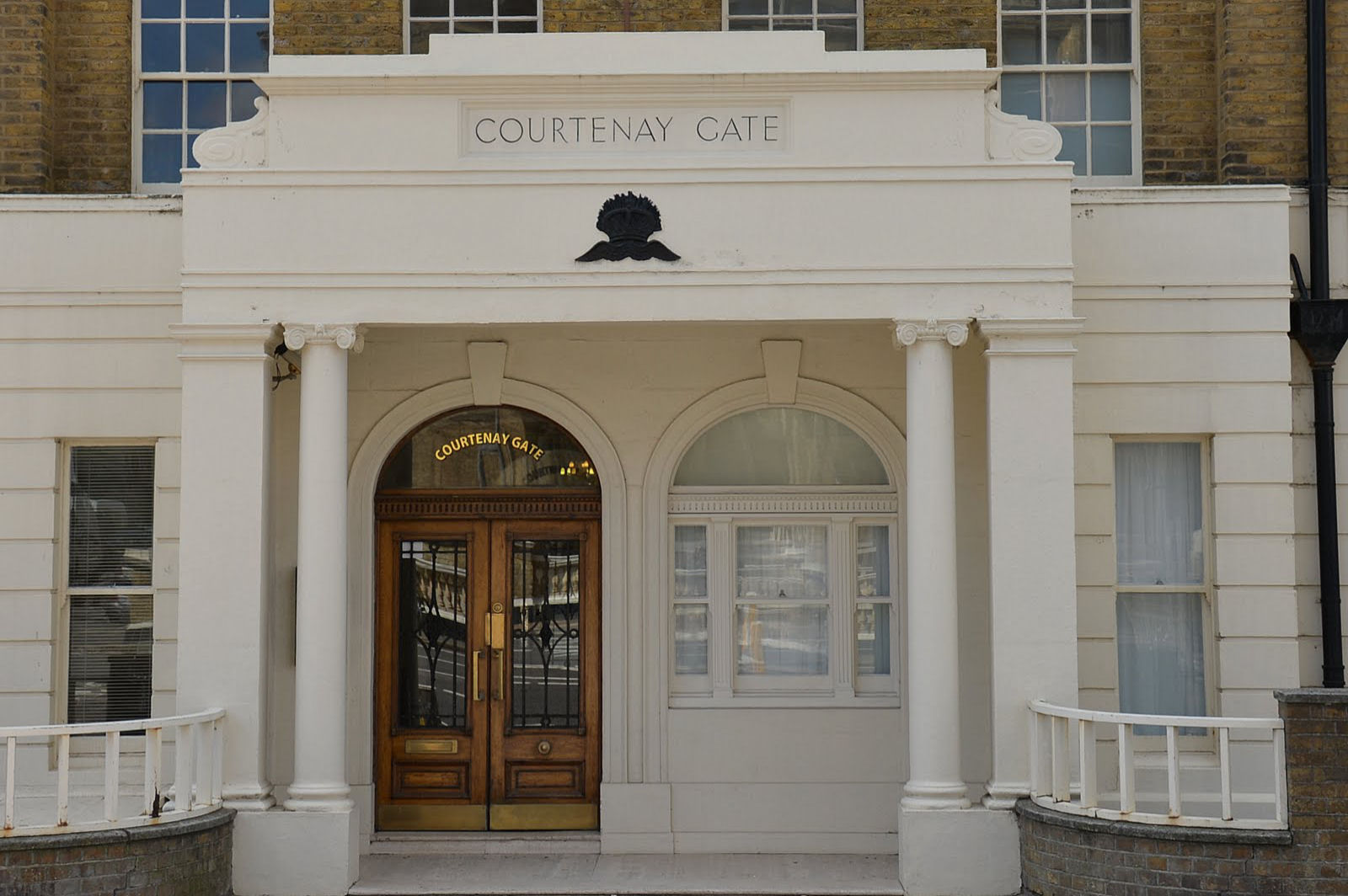 Courtney Gate, Kingsway, Hove Local List of Heritage Assets My