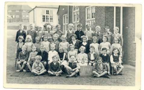 Class photograph 1952