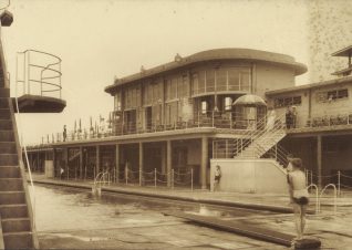 Black Rock swimming pool: click on image to open a large view in a new page | Royal Pavilion and Museums Brighton and Hove