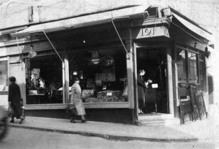 101 Gloucester Road as E C Grant's  second hand furniture c1938 | From the private collection of Roy Grant