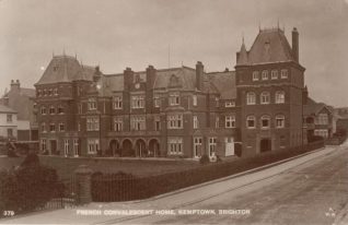 French Convalescent Home, 1915 | Submitted to site by Carol Thompson