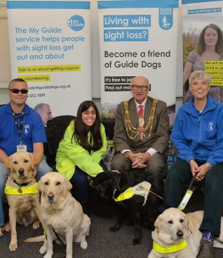 Councillor Brian Fitch with members of Brighton and Hove Guide Dogs and their dogs | ©Tony Mould: all images copyright protected