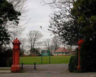 Entrance to Hove Recreation Ground | Photo taken by John Desborough, Jan 2003