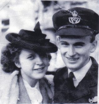 Joy and John Knight taken on Joy's arrival to Freemantle, Australia, 23rd June 1946. | From the private collection of Tony Simmonds