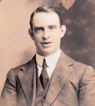 Extracts from the memoir of Arthur Henry Collins (1883-1963)