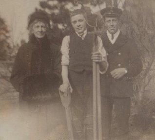 Mother, Wilf and George - 1918 | From Lorna Vyse's album kindly loaned by John Ricks