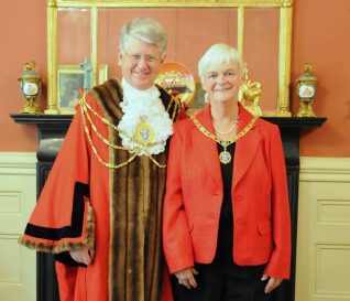 Councillor Garry and Mrs Chip Peltzer Dunn | Photo by Tony Mould