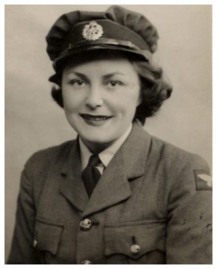 Peggy in her WAAF uniform | From the private collection of Peggy Ross