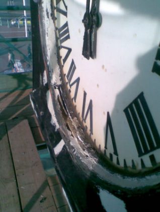 Detail of damage to the clock | Photo by Brendan Eldridge