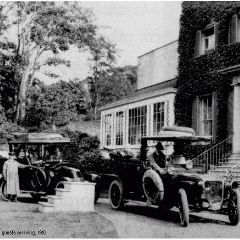 Image of guests arriving at Preston Manor, 1910