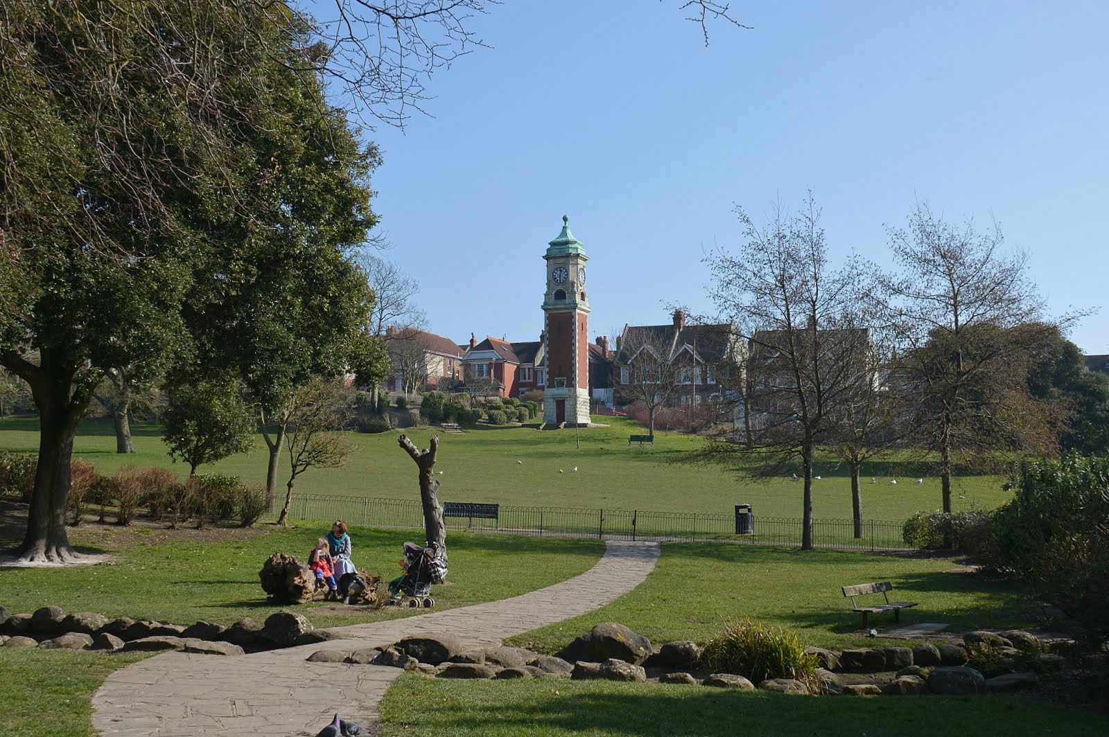 Dodging the 'Parkies' and catching 'effets' Queen's Park My