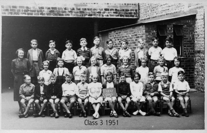 Class from St Bartholomew's Primary School 1951 | From the private collection of John Desborough