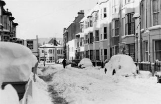 Brighton in the snow in the 1960s | Photo by John Leach