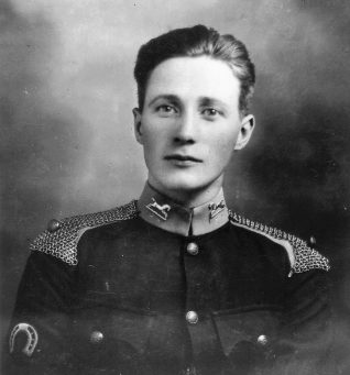 Sidney Horrobin in King's Own Hussars' uniform, c1922 | Contributed to Letter in the Attic by Tricia Leonard