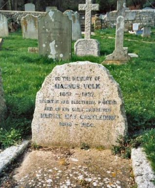 Photograph of the grave of Magnus Volk | Photo by Jennifer Drury