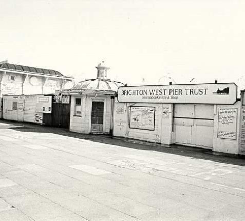 The entrance to the derelict pier,1986 | Reproduced with the kind permission of Brighton and Hove Express